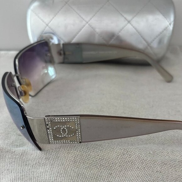 Chanel Vintage CC Sunglasses - Silver Iridescent - Rhinestones - 4095-B 124/Z1 - Picture 4 of 12